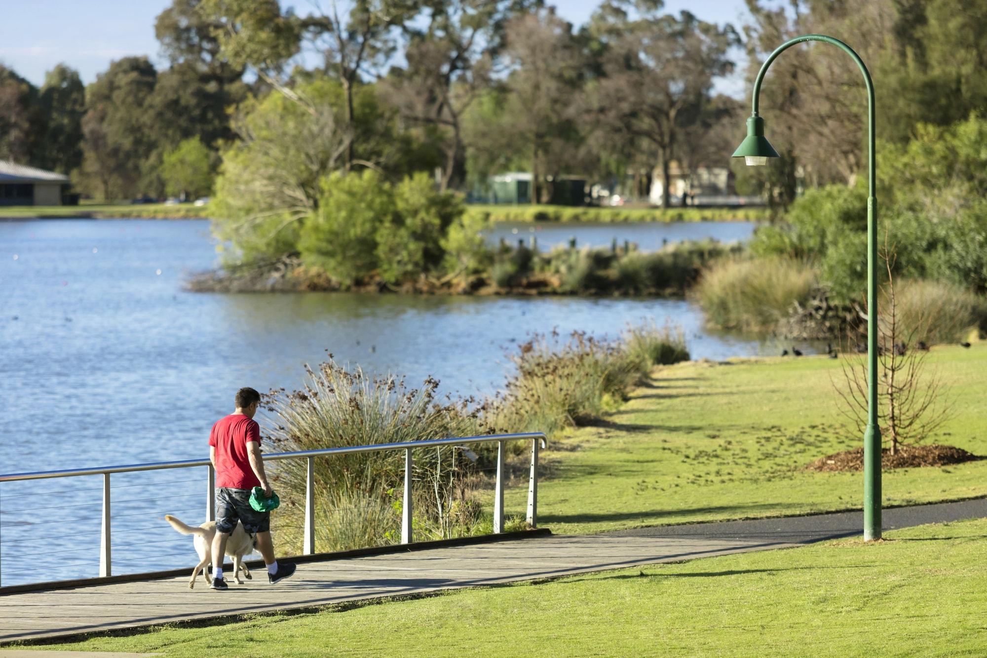 Quality Hotel Lakeside Bendigo Exteriör bild